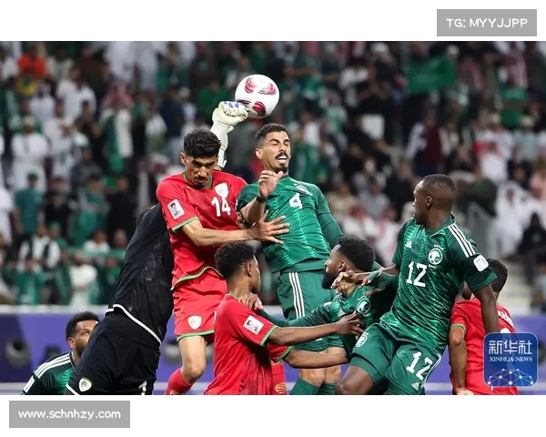 阿曼国家队新球衣发布 传统匕首图案成为设计亮点彰显文化特色 阿曼国家队新球衣发布 传统匕首图案成为设计亮点彰显文化特色